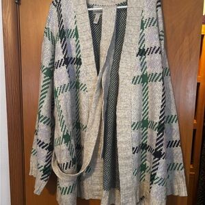 St. John\'s Bay Gray Open Front Cardigan with Green Plaid
